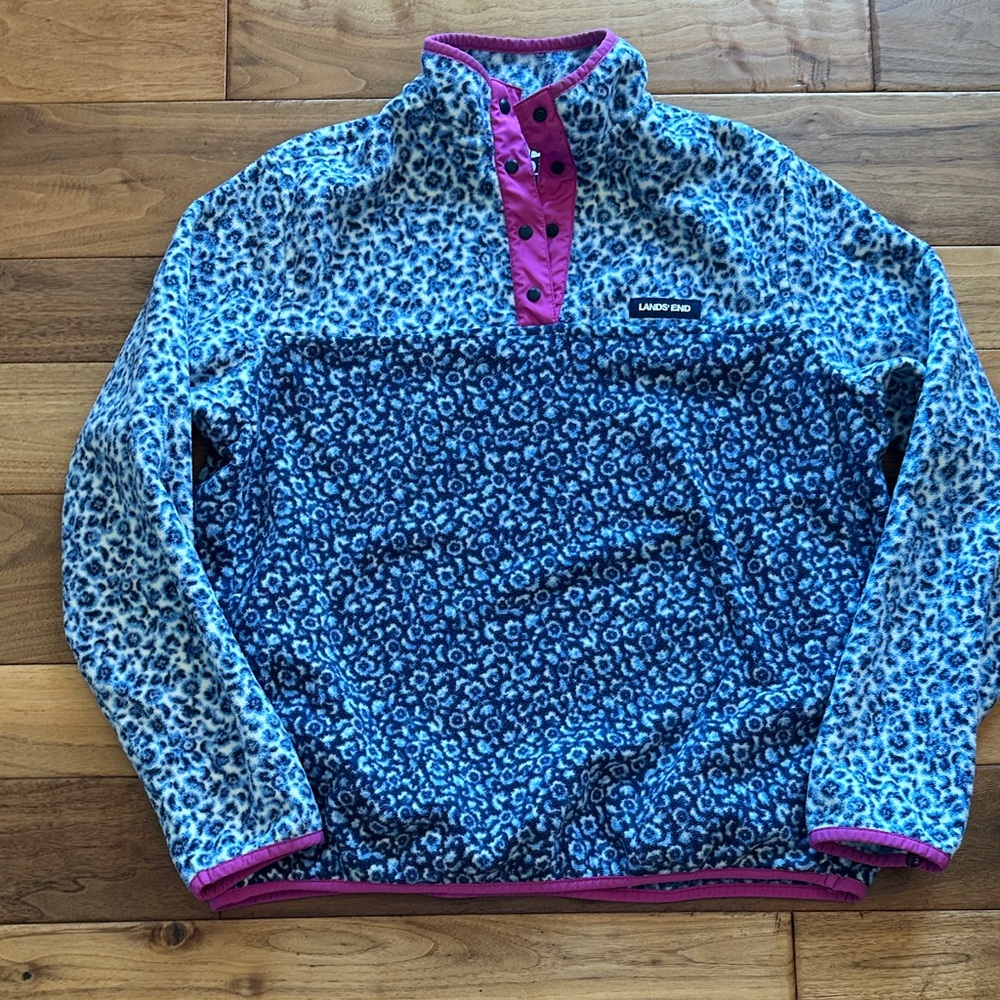 Lands’ End Heritage snap fleece pullover in navy floral pattern - Picture 1 of 4